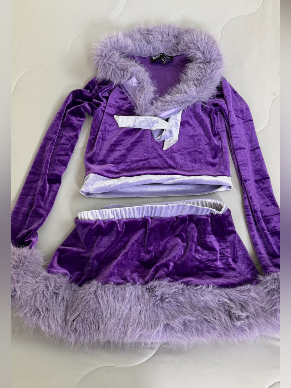 Dolls Kill Mystery Crew Hottie Costume & Wig Set Size M - Picture 4 of 16